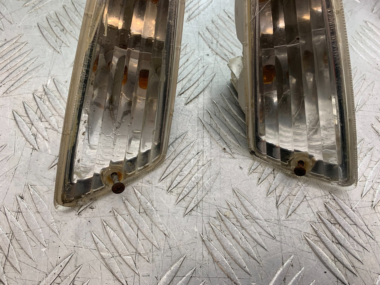 PIAGGIO VESPA GT125 L FRONT INDICATORS  YEAR 2003 (CMB1300)