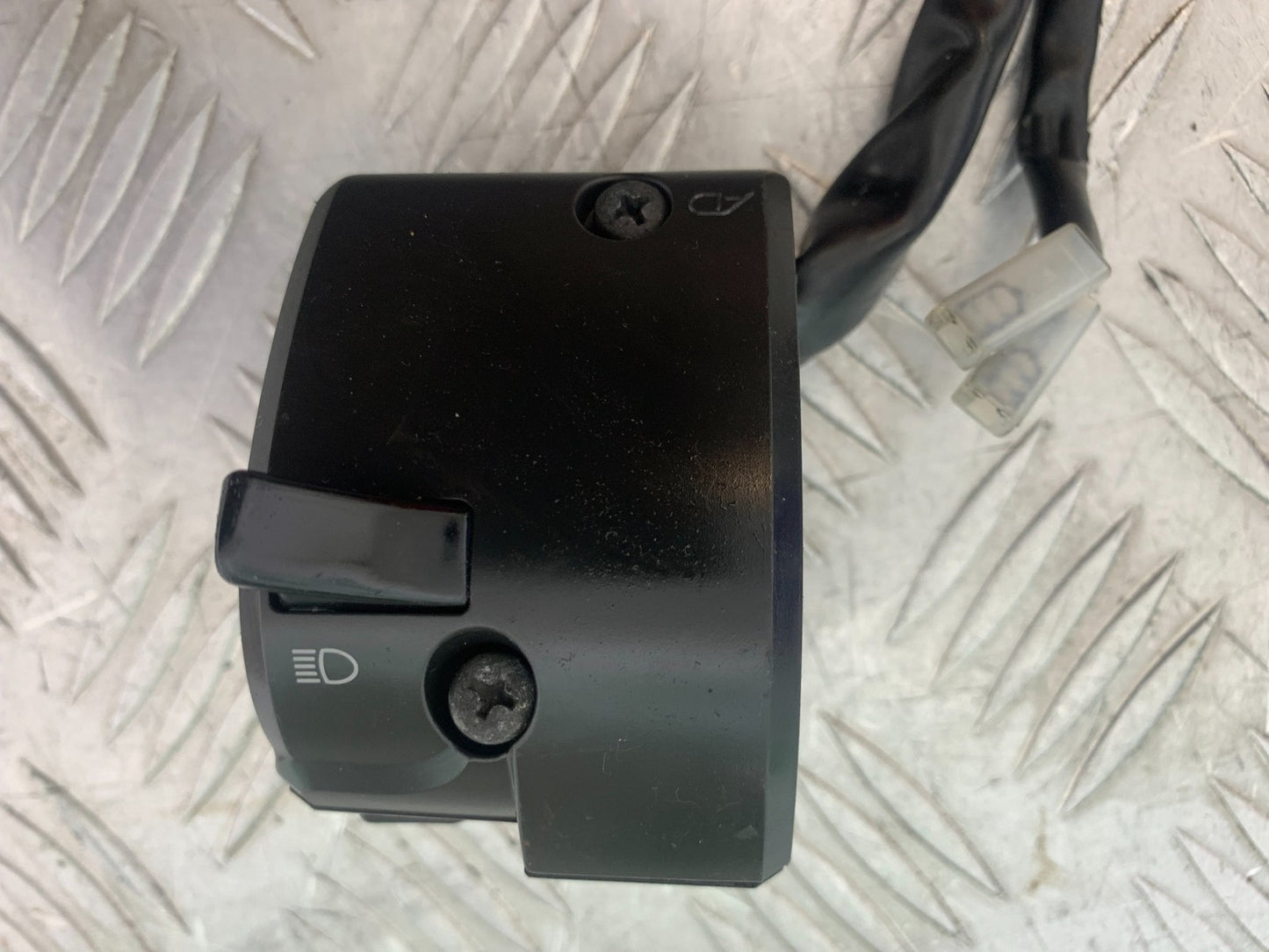 KAWASAKI GTR1400 GTR 1400 LEFT SWITCH GEAR   YEAR 2007-2009 (CMB1174)
