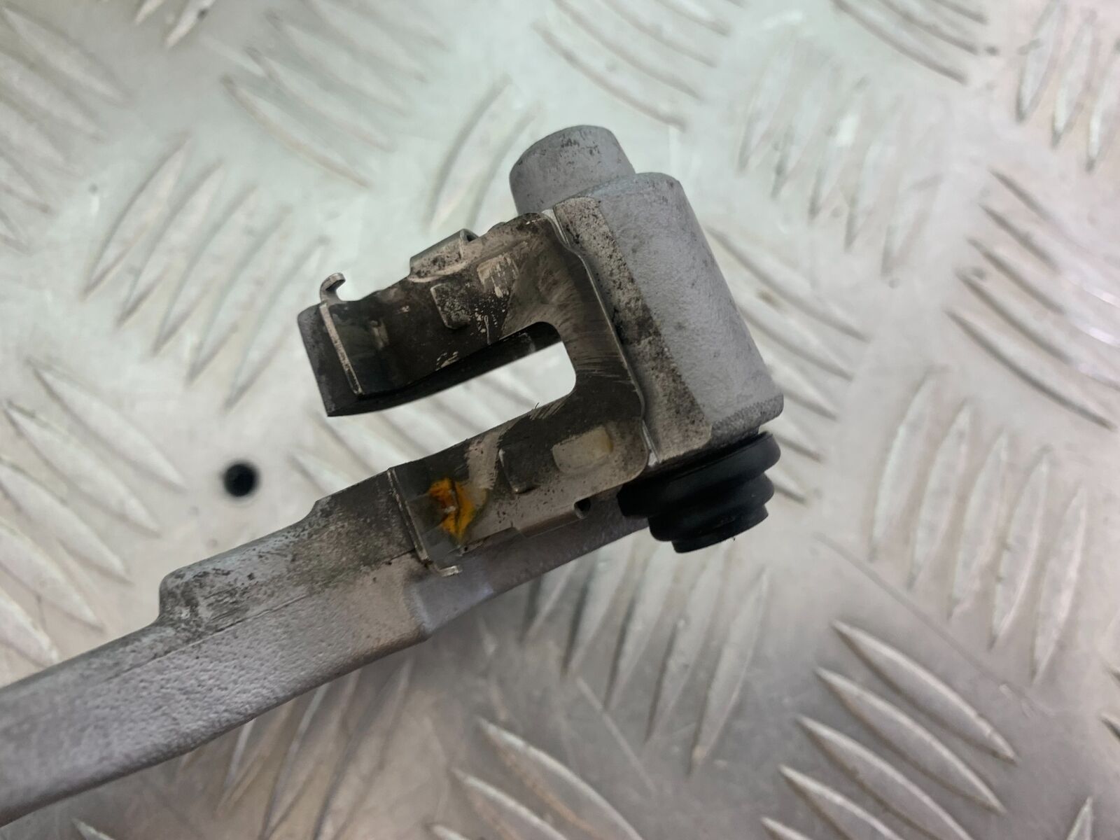 YAMAHA XSR900 XSR 900 REAR CALIPER BRACKET  YEAR 2021-2022 (CMB1073)