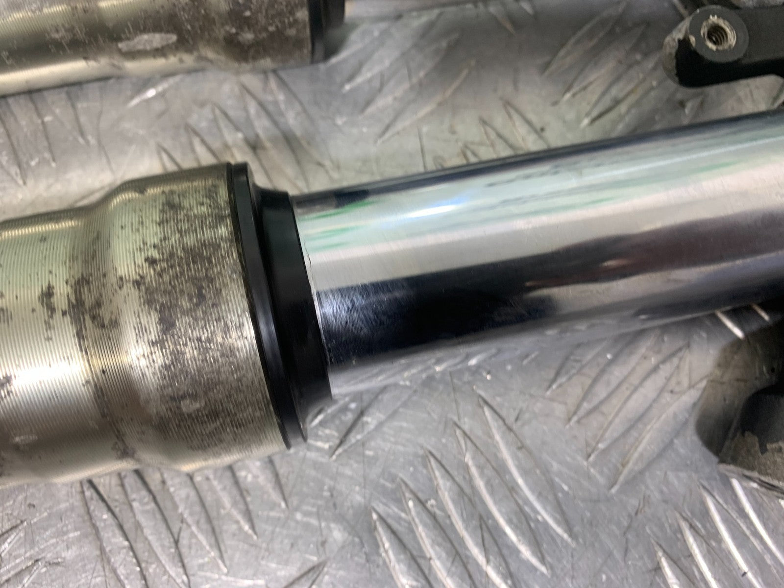 DUCATI 848 FORKS  YEAR 2008-2010 (CMB1323)
