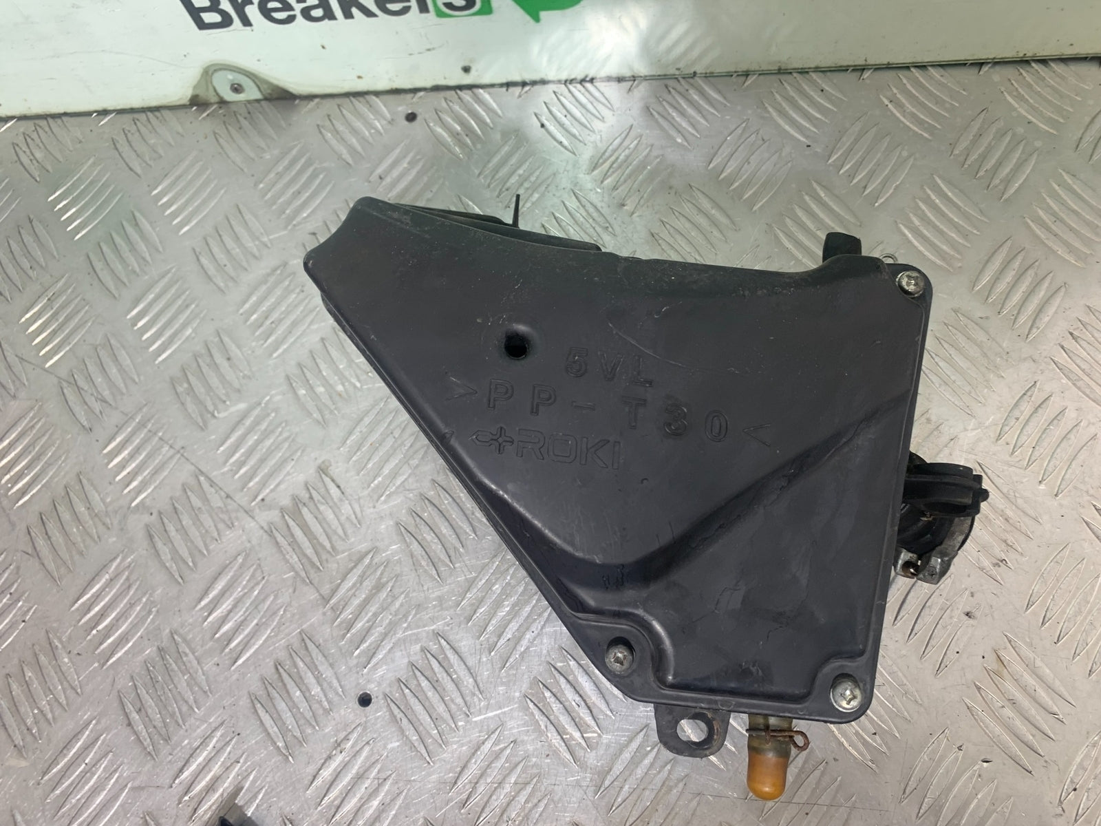 YAMAHA YBR125 YBR 125 AIRBOX  YEAR 2010-2017 (CMB1163)