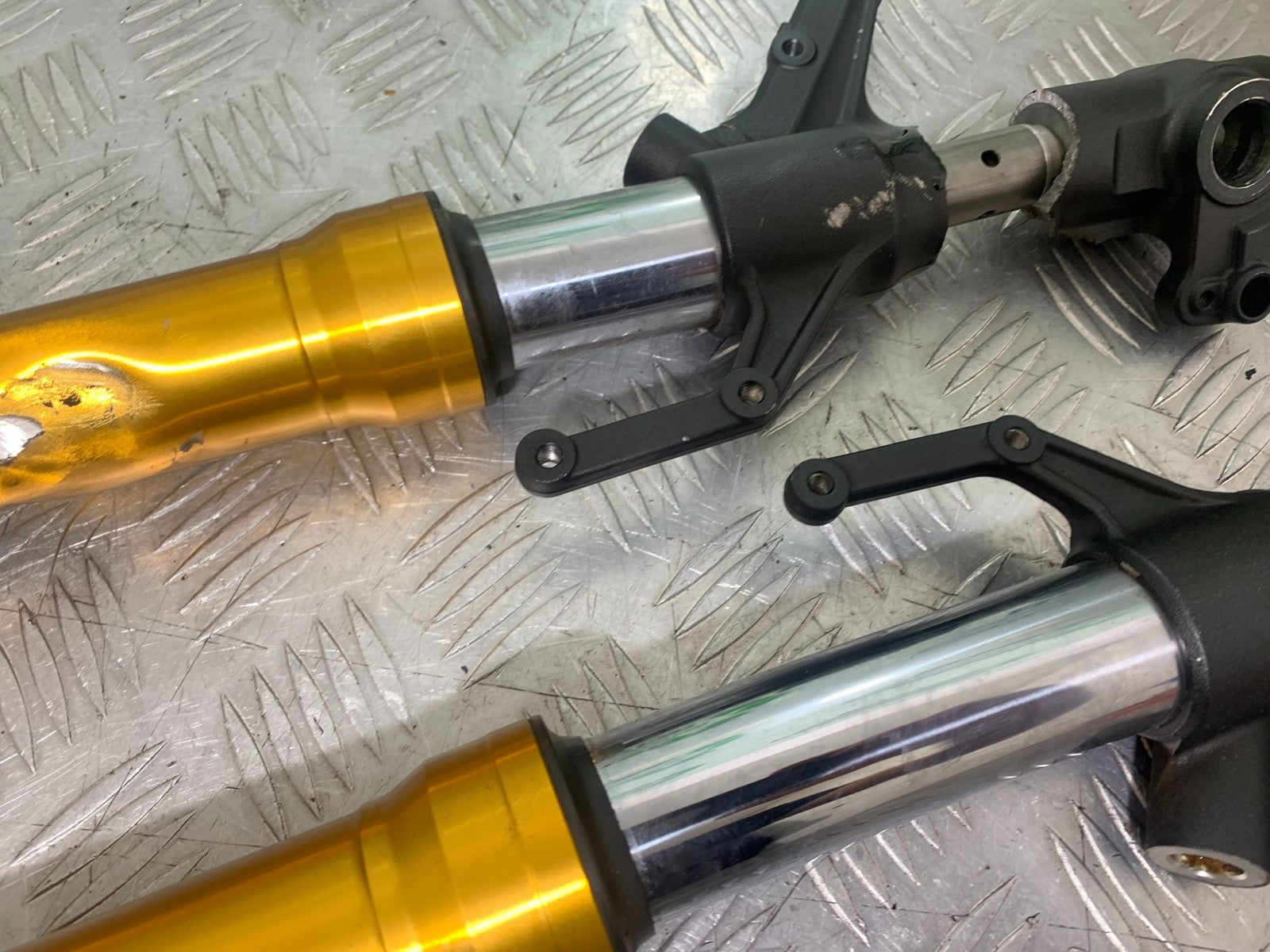 YAMAHA XSR900 XSR 900 FORKS (DAMAGED SOLD AS PARTS) YEAR 2022-2024 (CMB1215)