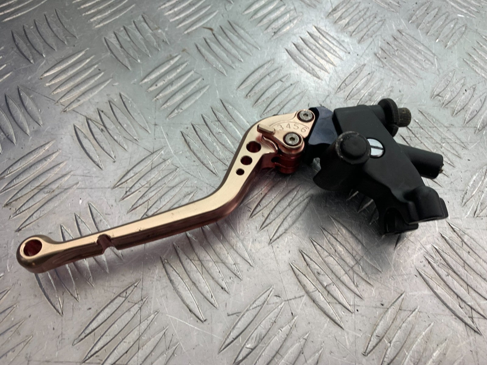 HONDA NT 700 V DEAUVILLE CLUTCH LEVER AND BRACKET   YEAR 2006-2010 (CMB1298)
