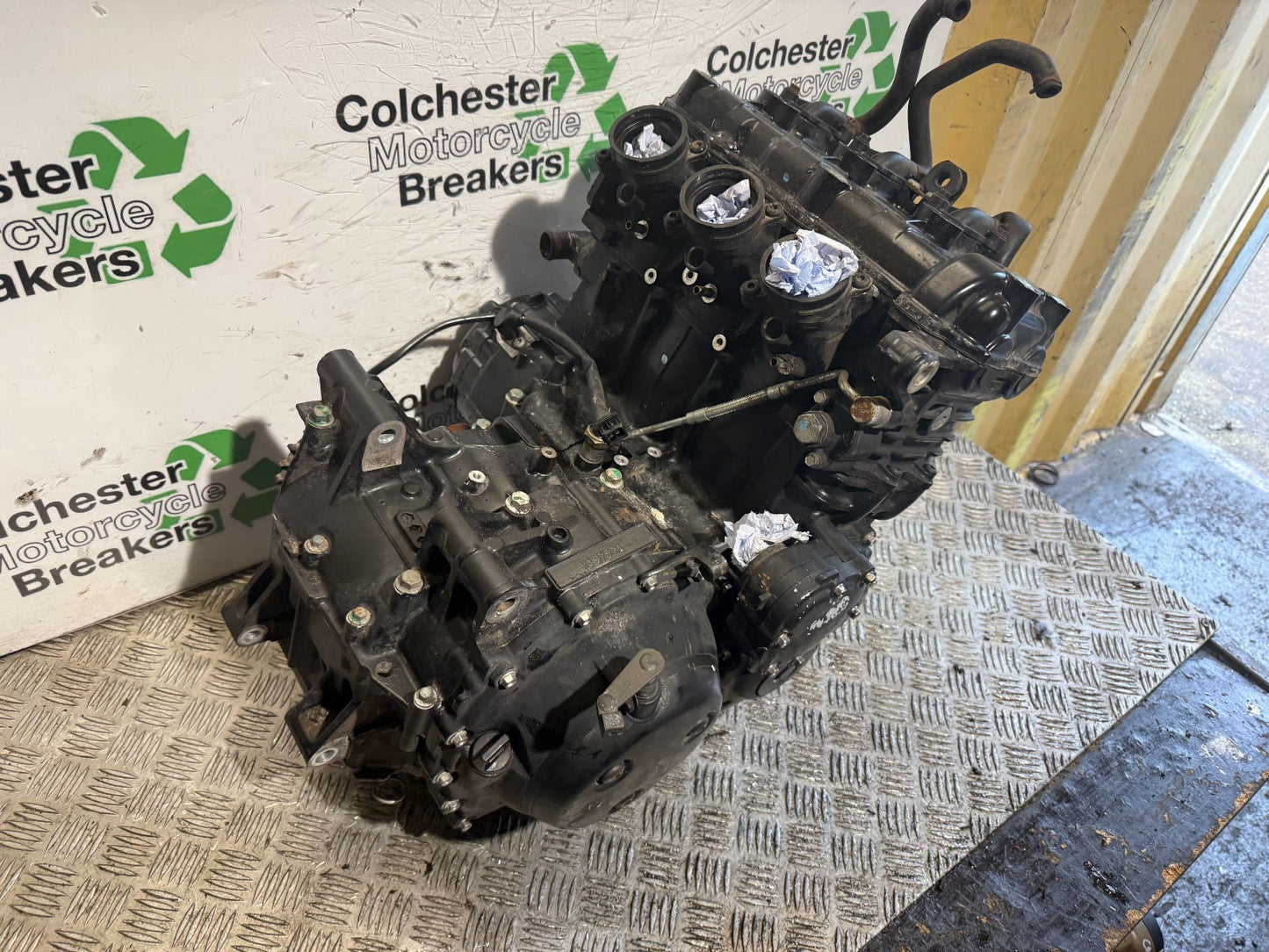 TRIUMPH 955I SPRINT RS ENGINE  YEAR 1999-03 (CMB1313)