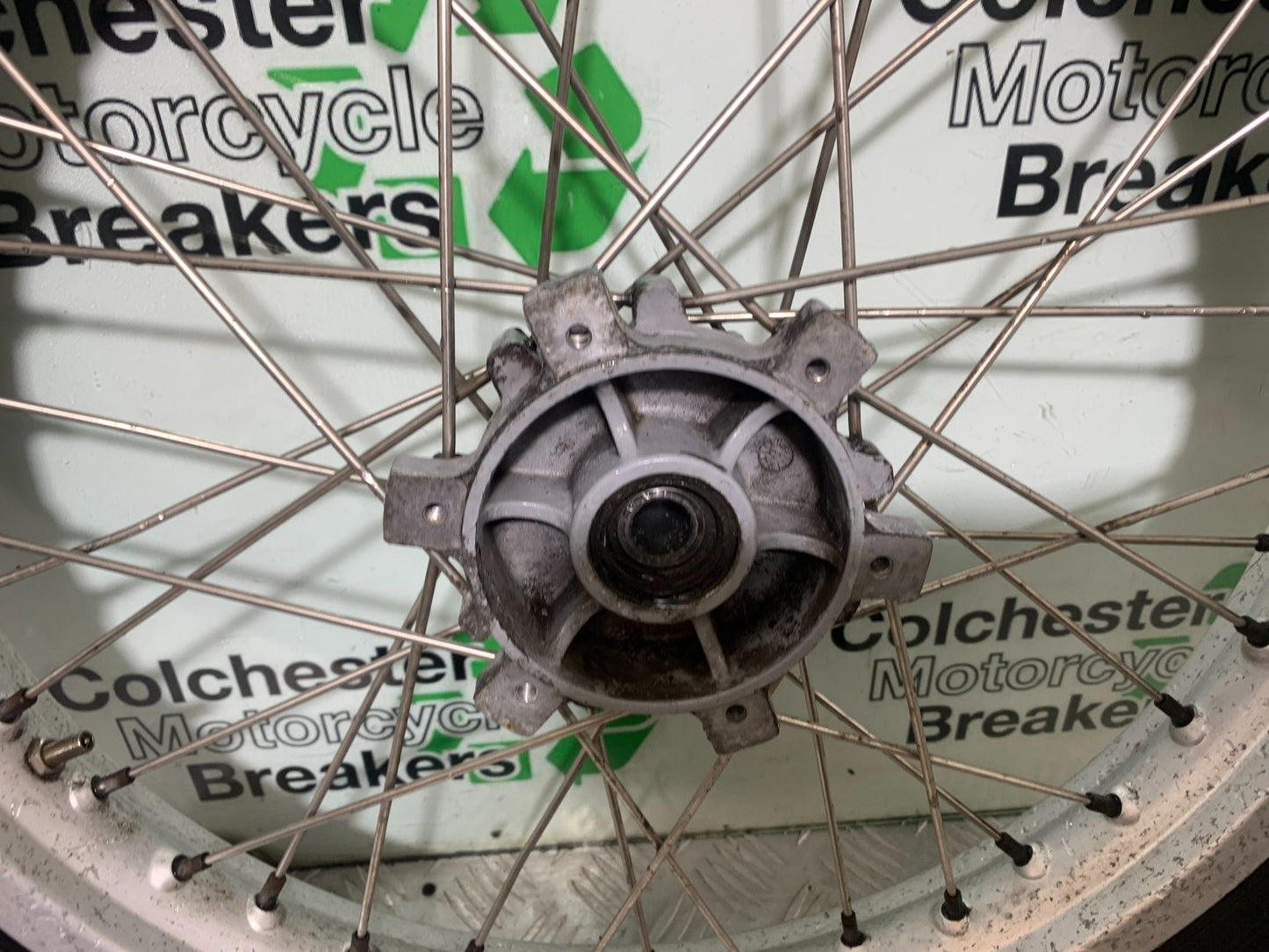 APRILIA 650 PAGASO STRADA FRONT WHEEL  YEAR 2005-2010 (CMB1260)
