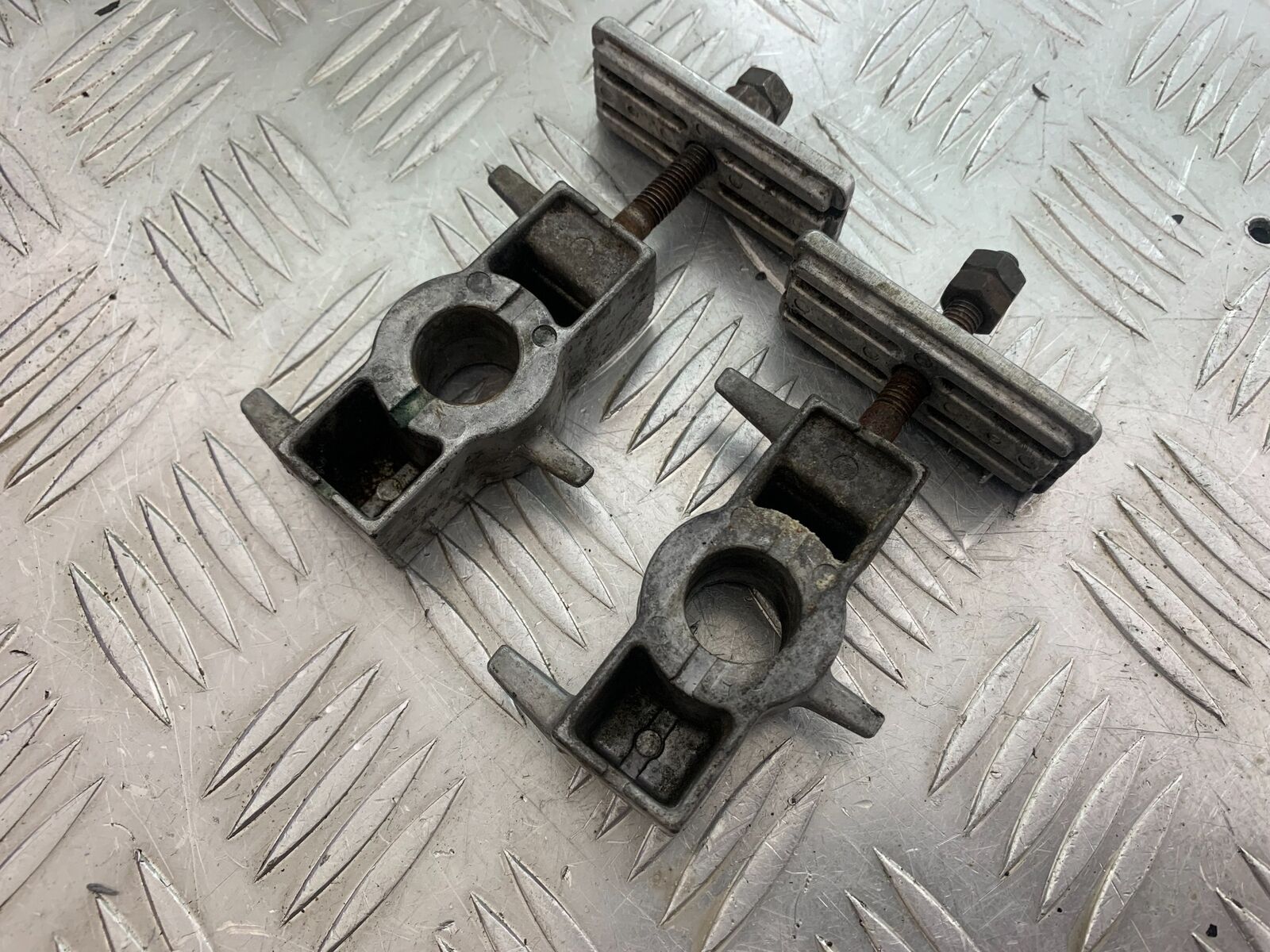 HONDA CBR600 CBR 600 F2 REAR CHAIN ADJUSTERS   YEAR 1991-1993 (CMB1114)
