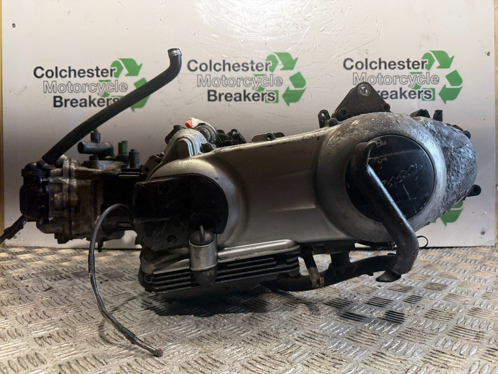 PIAGGIO VESPA GTS 125 GTS125 ENGINE YEAR 2012 (CMB1261)
