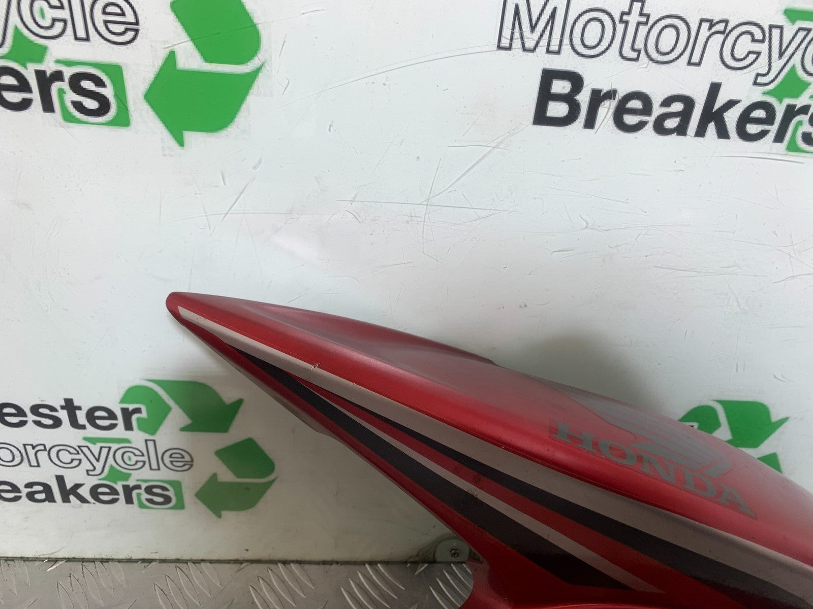 HONDA CBF125 CBF 125 RIGHT FAIRING PANEL YEAR 2009-14 (CMB1182)