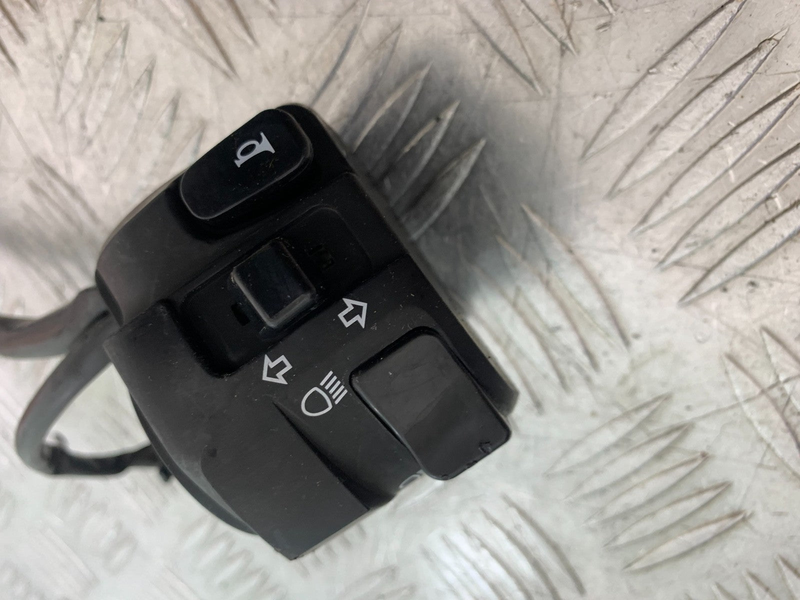 KAWASAKI NINJA 400 EX 400 LEFT SWITCH GEAR  YEAR 2018-2022 (CMB1278)