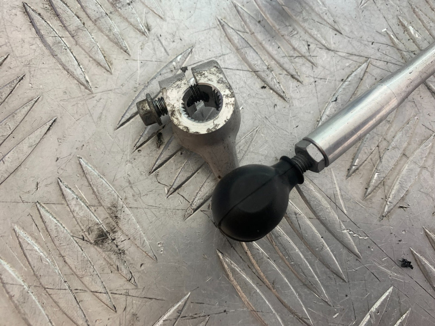 YAMAHA YZF R1 14 B BIG BANG GEAR LEVER  2009-14 (CMB1175)