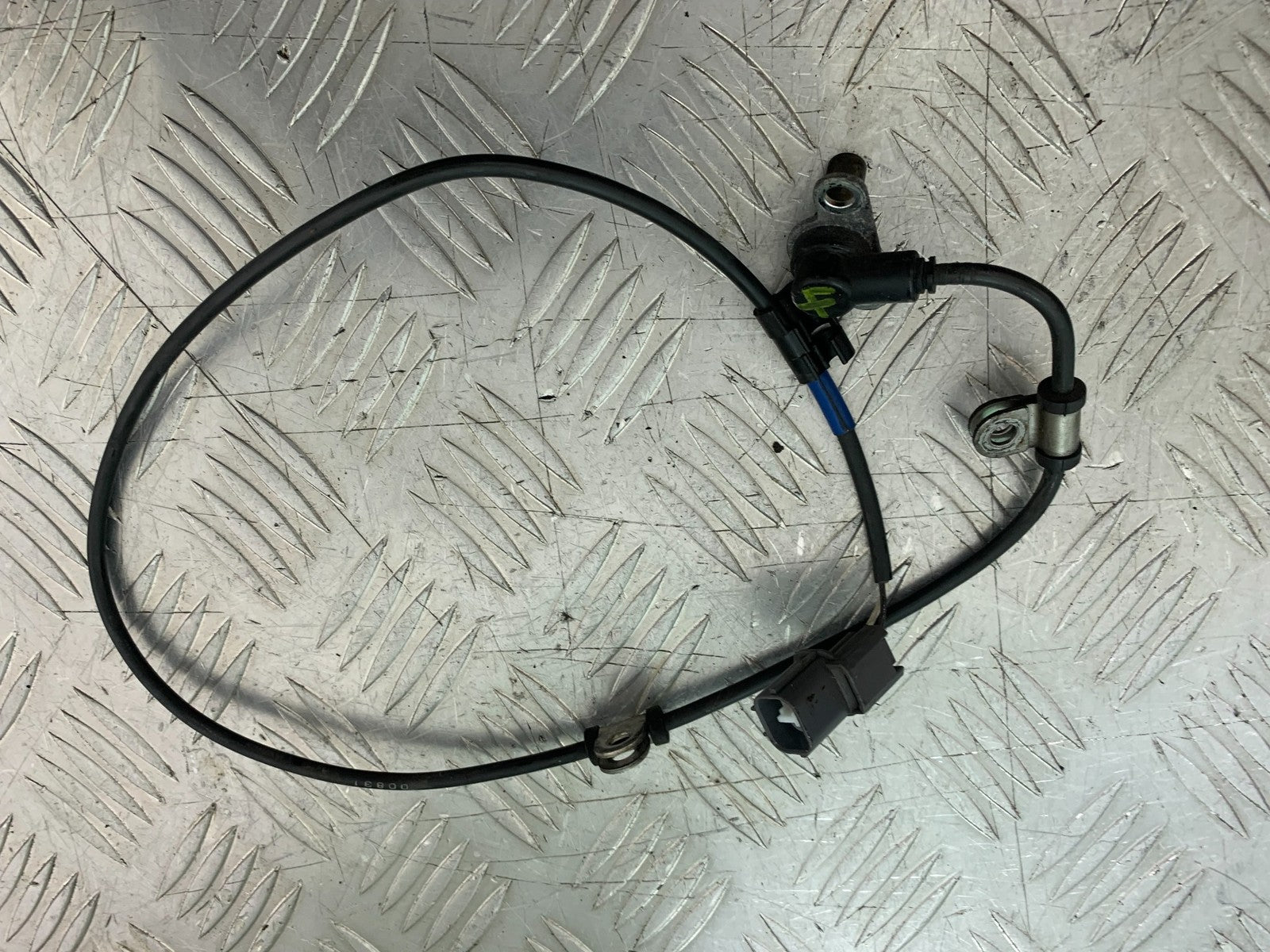 TRIUMPH 1050 SPRINT GT FRONT ABS SENSOR   YEAR 2010-2016 (CMB1250)