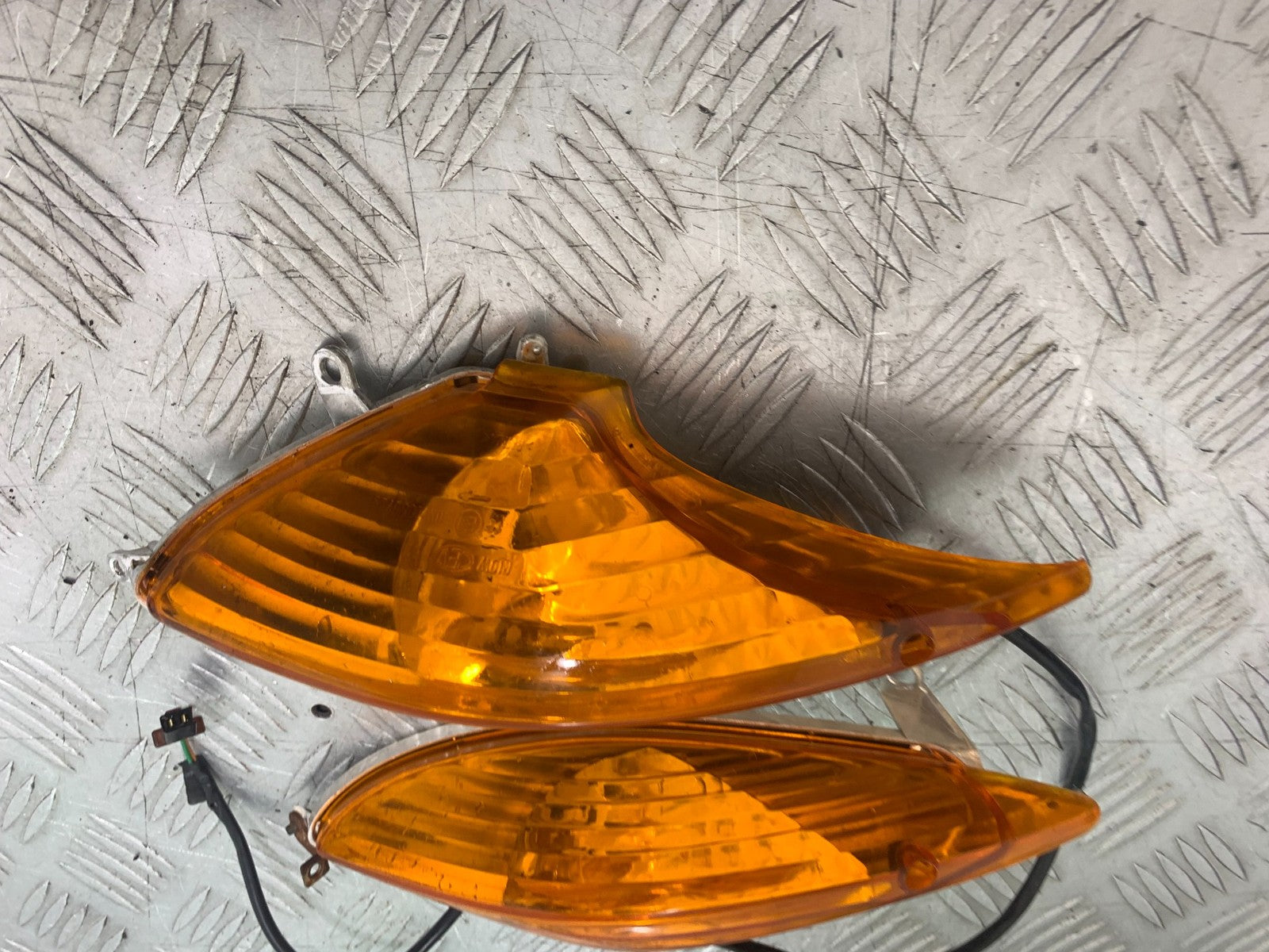 HONDA XL125 VARADERO REAR INDICATORS  YEAR 2001-2006  (CMB1210)