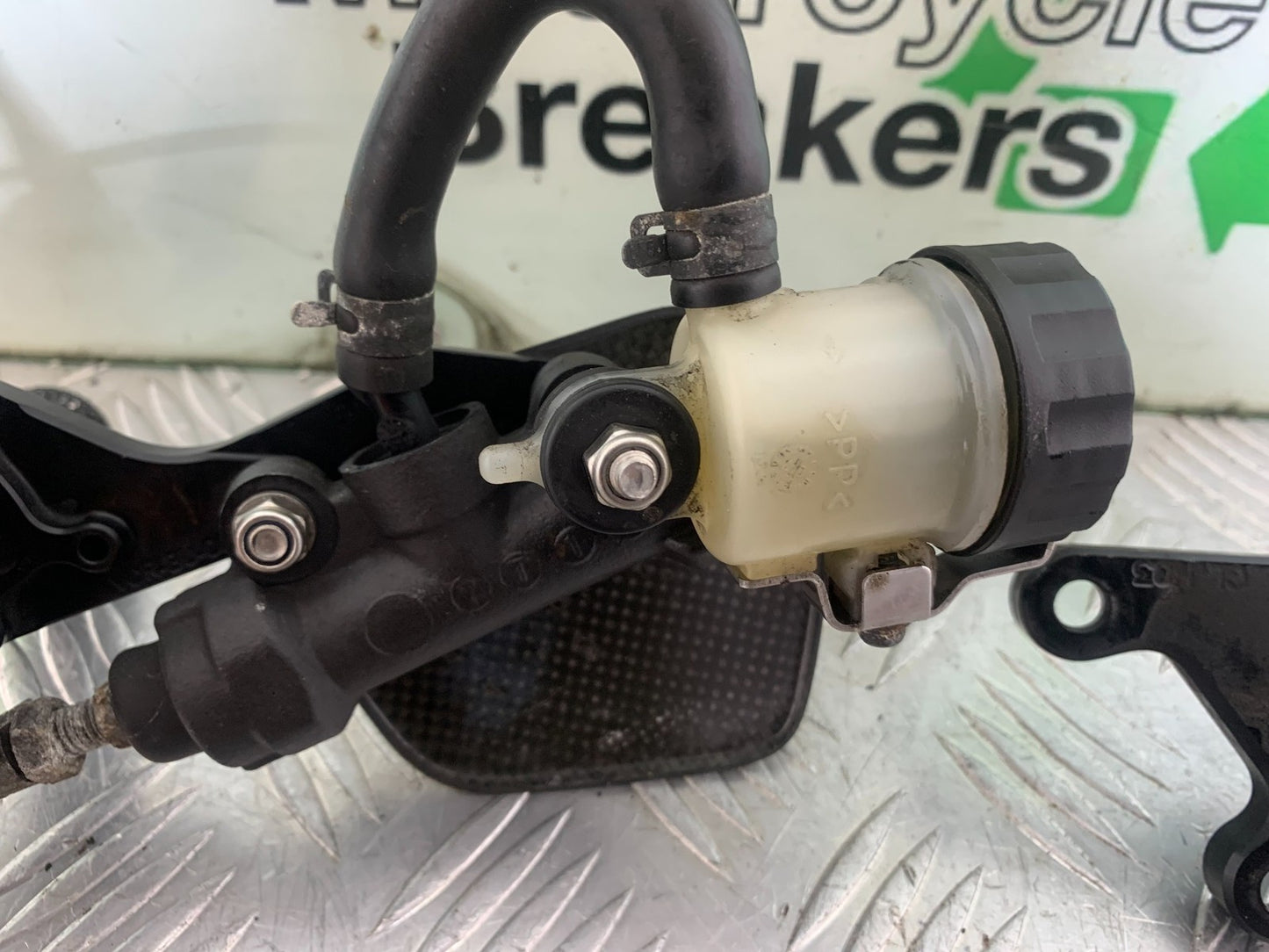 HONDA CBR1000RR CBR1000 RR FIREBLADE GILLES REARSETS HANGERS 2008-2011 (CMB1179)