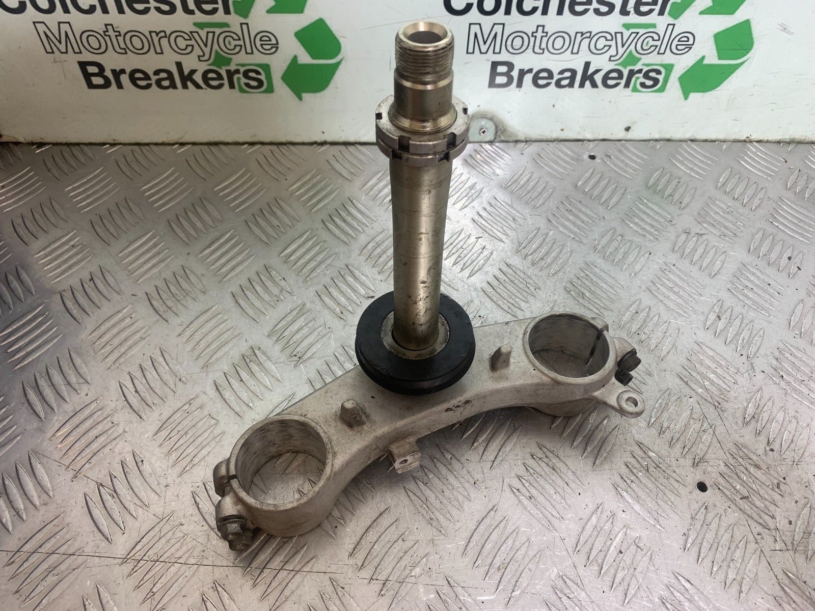 SUZUKI GSXR750 GSXR 750 K4 K5 BOTTOM YOKE  2004-2005 (CMB1319)