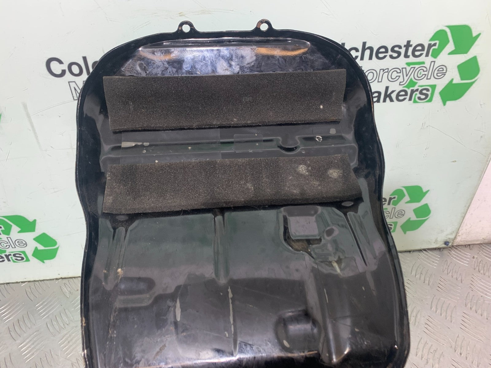 HONDA CBR1000 rr FIREBLADE PETROL TANK YEAR 2006 (CMB1220)