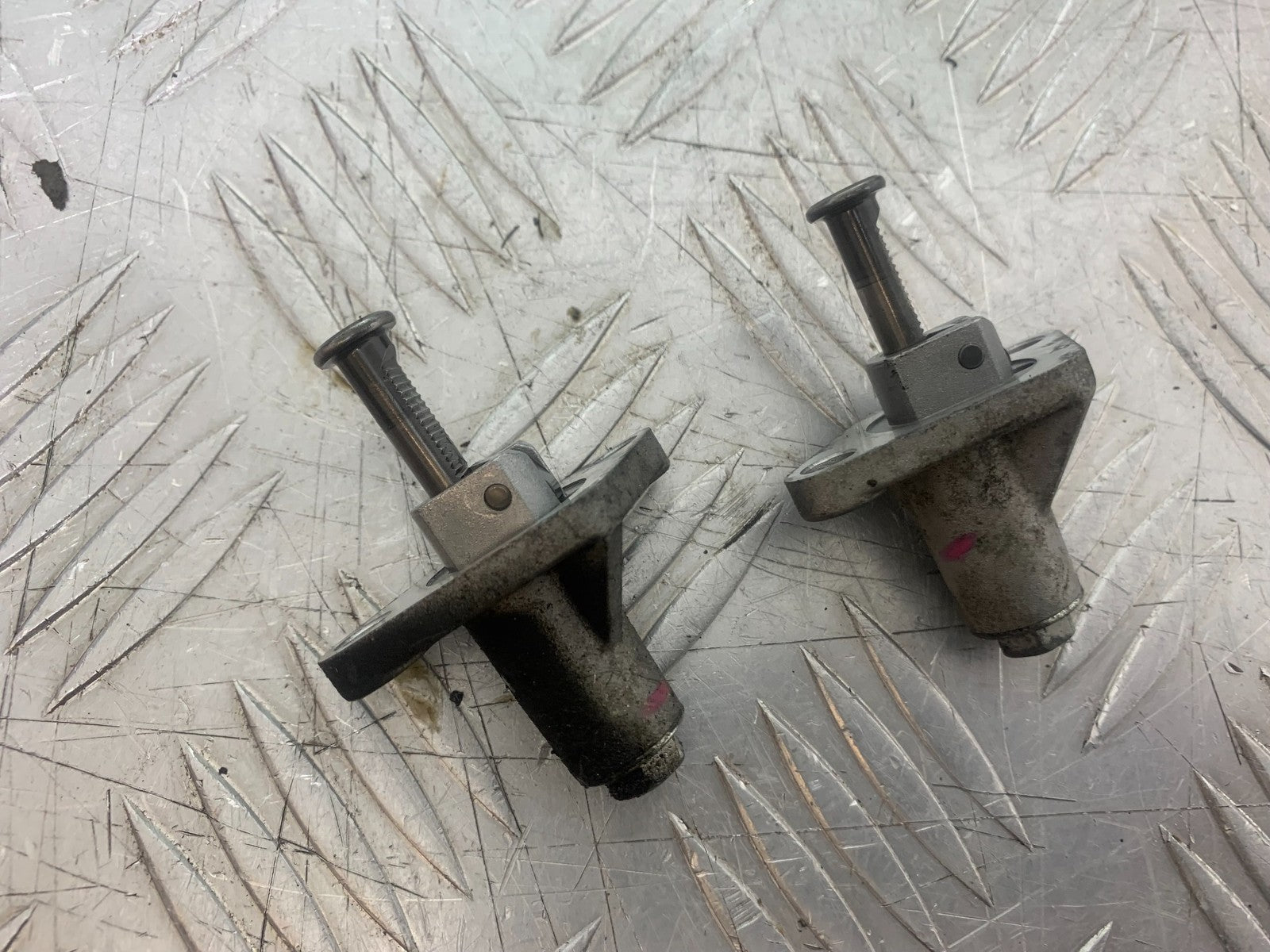 APRILIA SL750 SL 750 SHIVER CAM CHAIN ADJUSTERS  YEAR 2008-2016 (CMB1242)