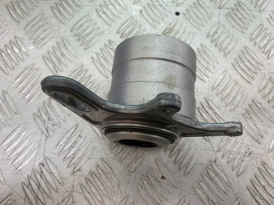 DUCATI 996 SPS 748 916 998 ECCENTRIC HUB  1999-2000 (CMB1209)