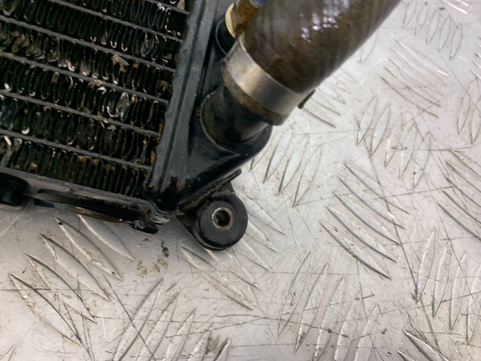 KAWASAKI KLR250 KLR 250 RIGHT RADIATOR YEAR 1984-2001 (CMB1225)