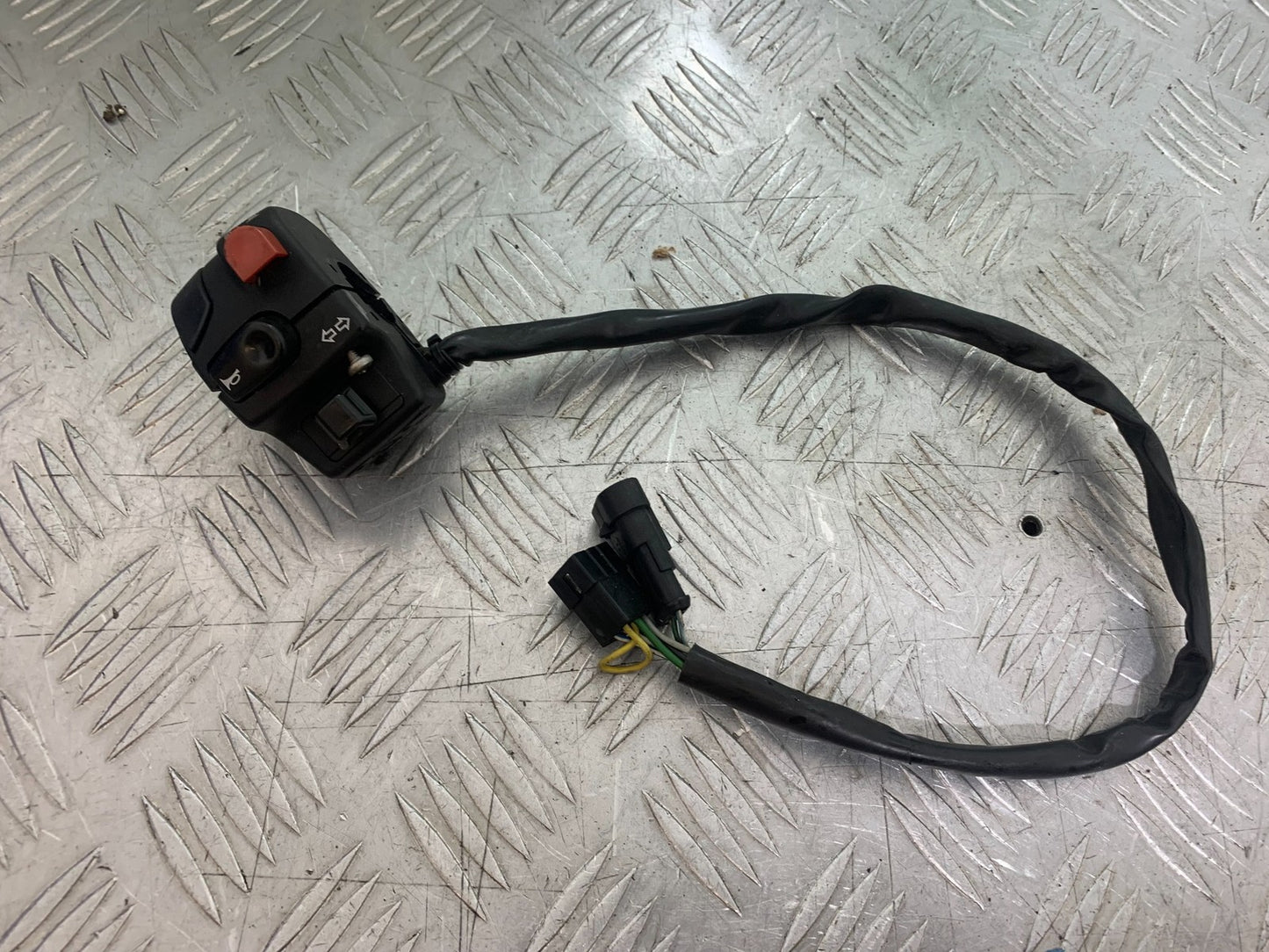 APRILIA RSV1000 R FACTORY LEFT SWITCH GEAR 2004-09 (CMB1203)