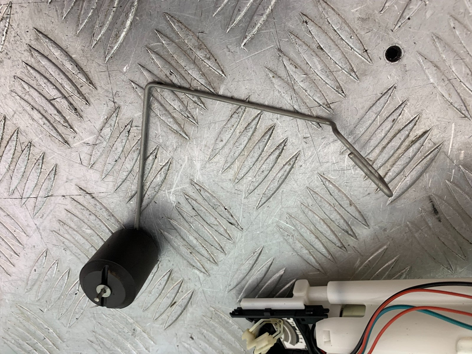 KTM 125 DUKE PETROL PUMP  YEAR 2018-2023 (CMB1185)