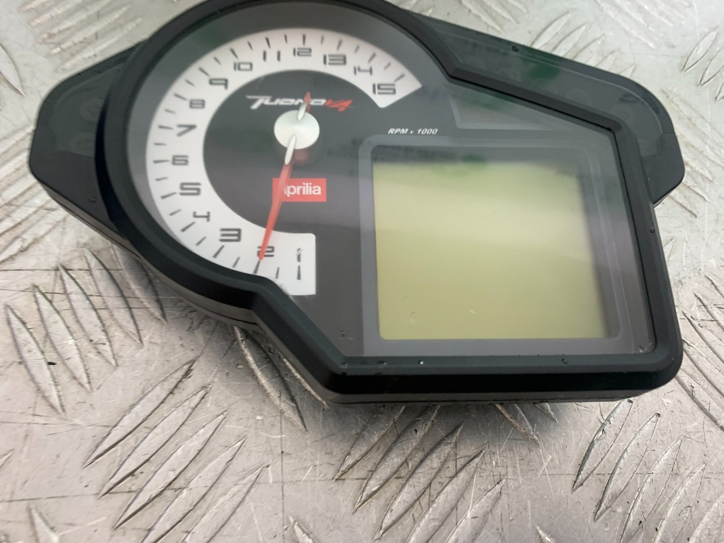 APRILIA TUONO 1000 V4 CLOCKS SPEEDO DASH   YEAR 2013-2014  (CMB1239)