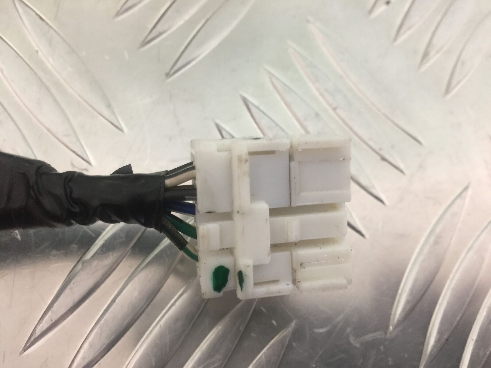 HONDA CBR1000 rr FIREBLADE RIGHT SWITCH GEAR   2008-2011 (STOCK 930)