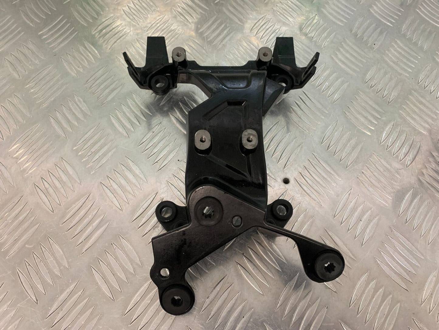 TRIUMPH TIGER 800 XCX SPEEDO BRACKET  YEAR 2015-2017  (STOCK 966)