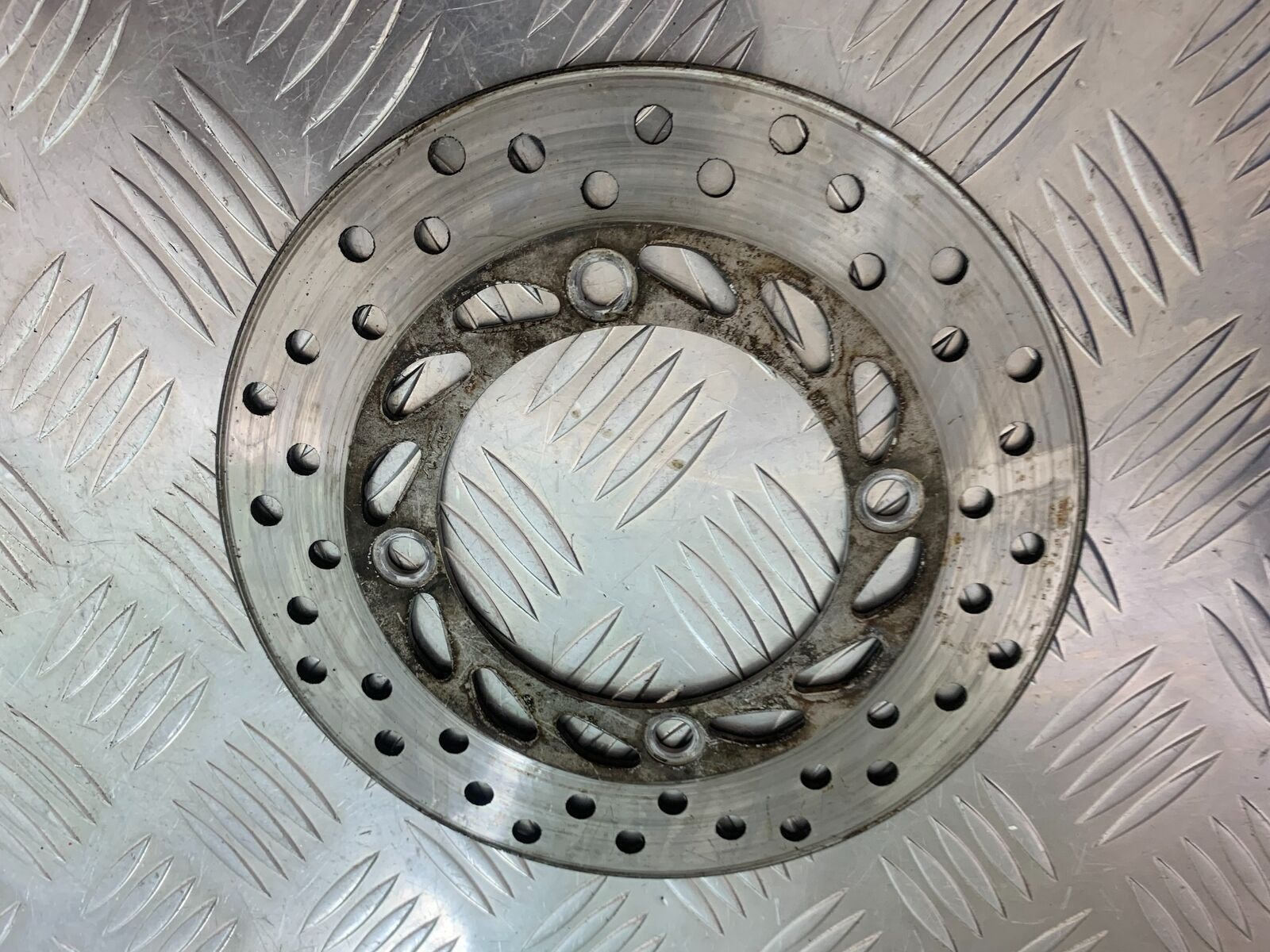 HONDA CBR125 CBR 125 REAR BRAKE DISC  YEAR 2007-10 (CMB1004)