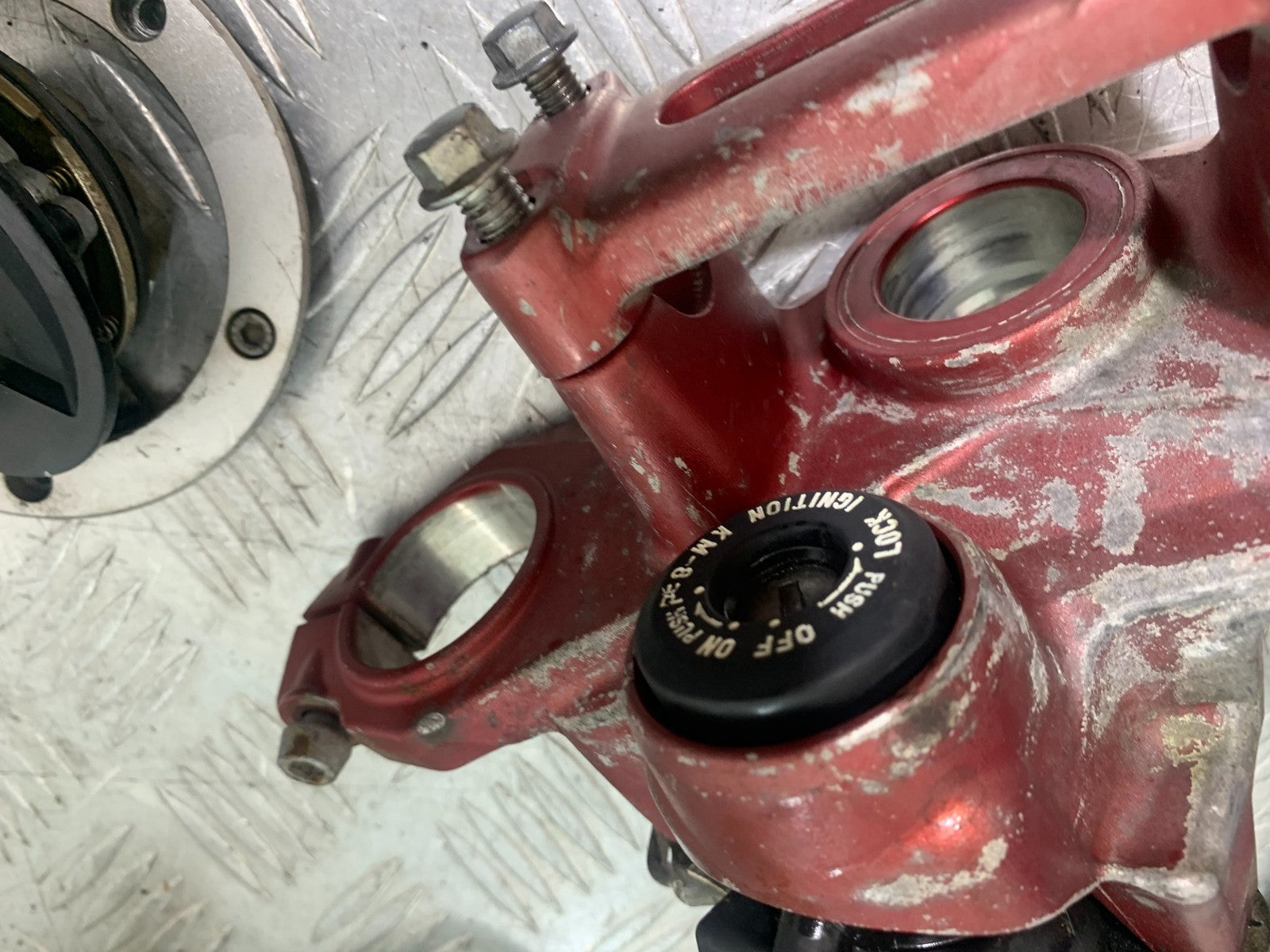 KAWASAKI ER6 F ER6F LOCKS AND KEYS    YEAR 2005-2008 (CMB1277)