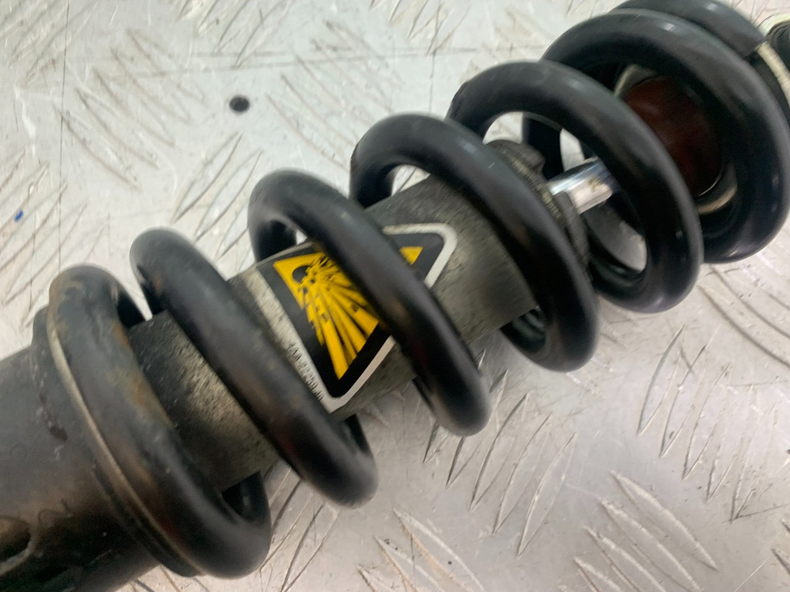 YAMAHA XJ6 XJ6-S REAR SHOCK  YEAR 2009-2015  (CMB1212)