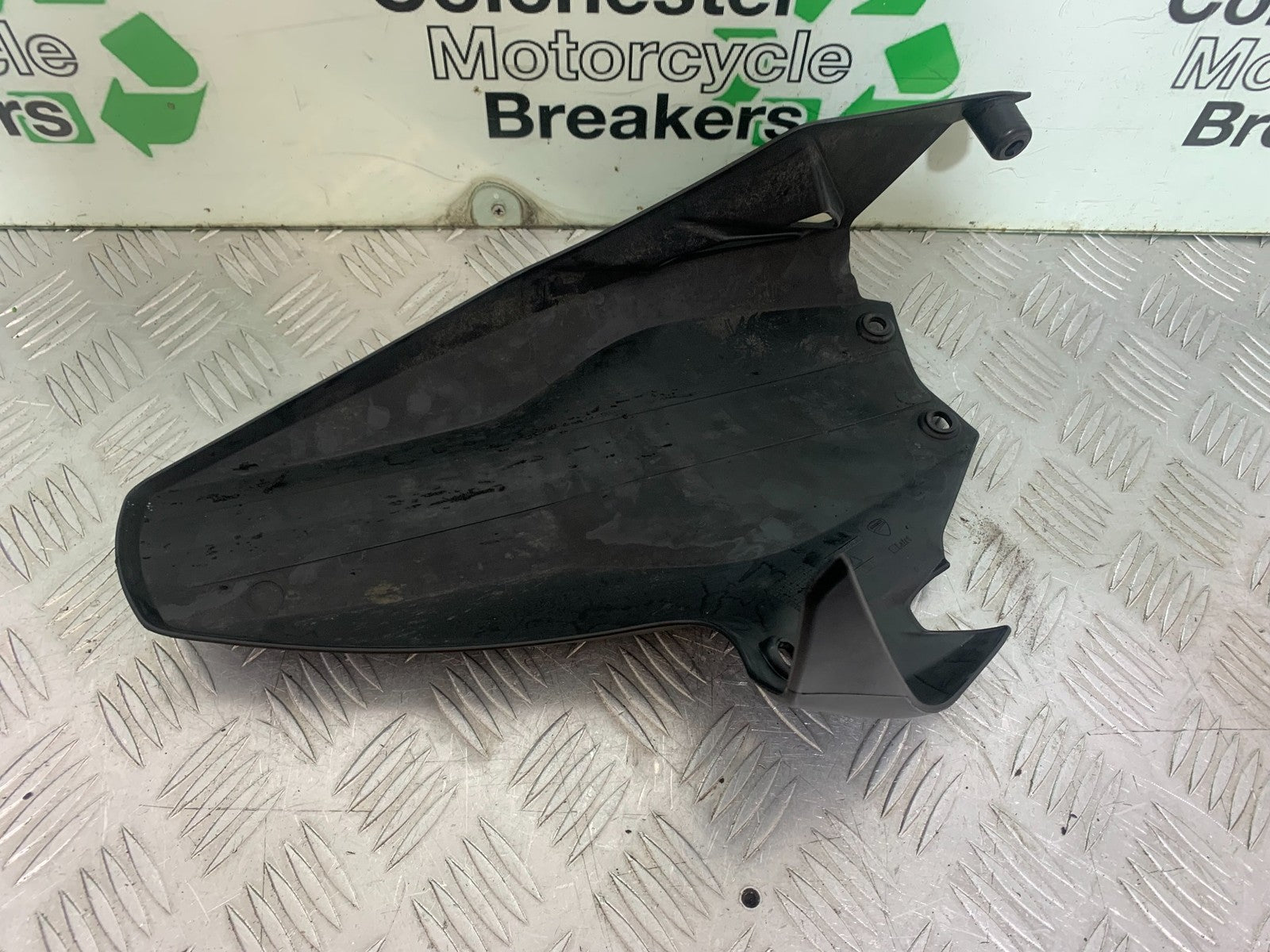 DUCATI 1299 PANIGALE REAR HUGGER YEAR 2016 (CMB 1187)