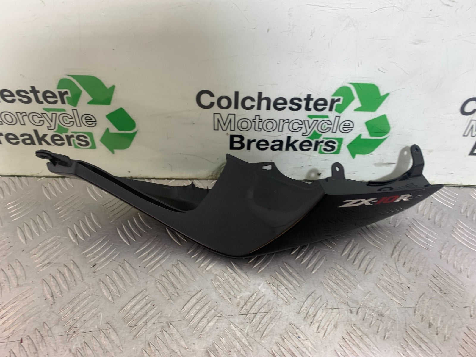 KAWASAKI ZX10R ZX10 R LEFT SEAT PANEL  2008-2010 (CMB1206)