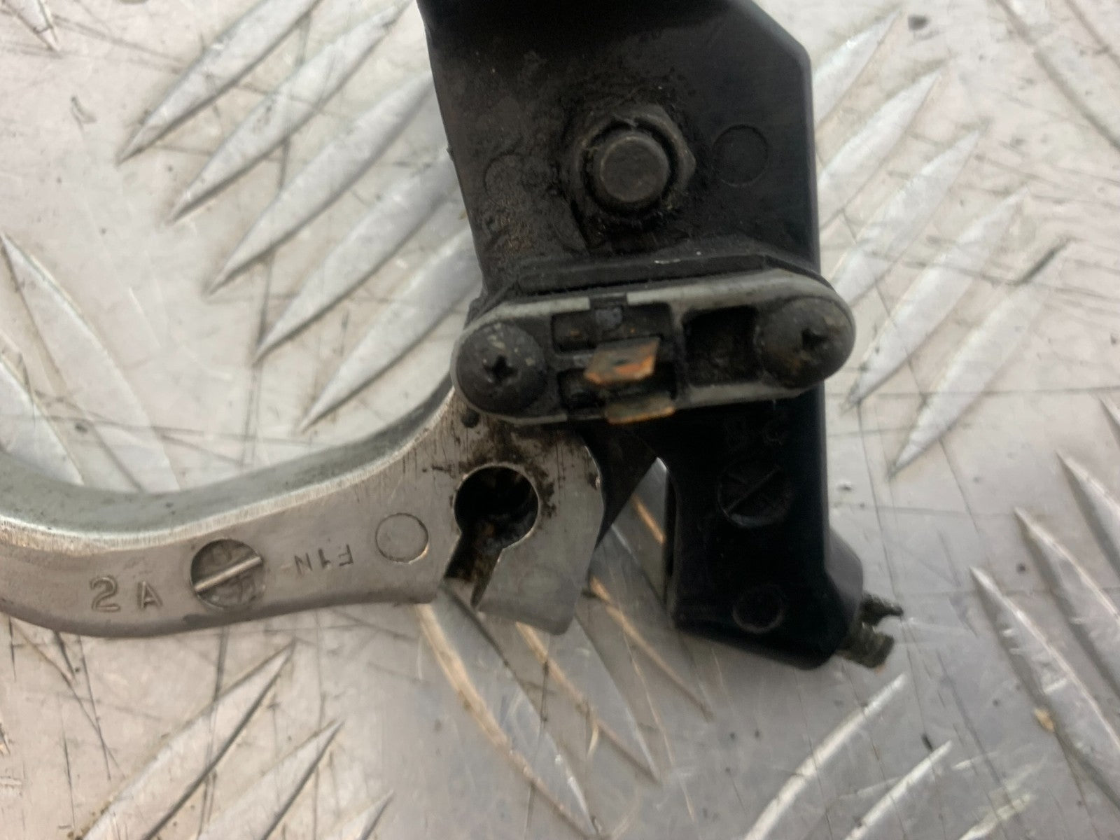 SUZUKI GS500 GS 500 CLUTCH LEVER BRACKET  YEAR 2001-2008 (CMB1254)
