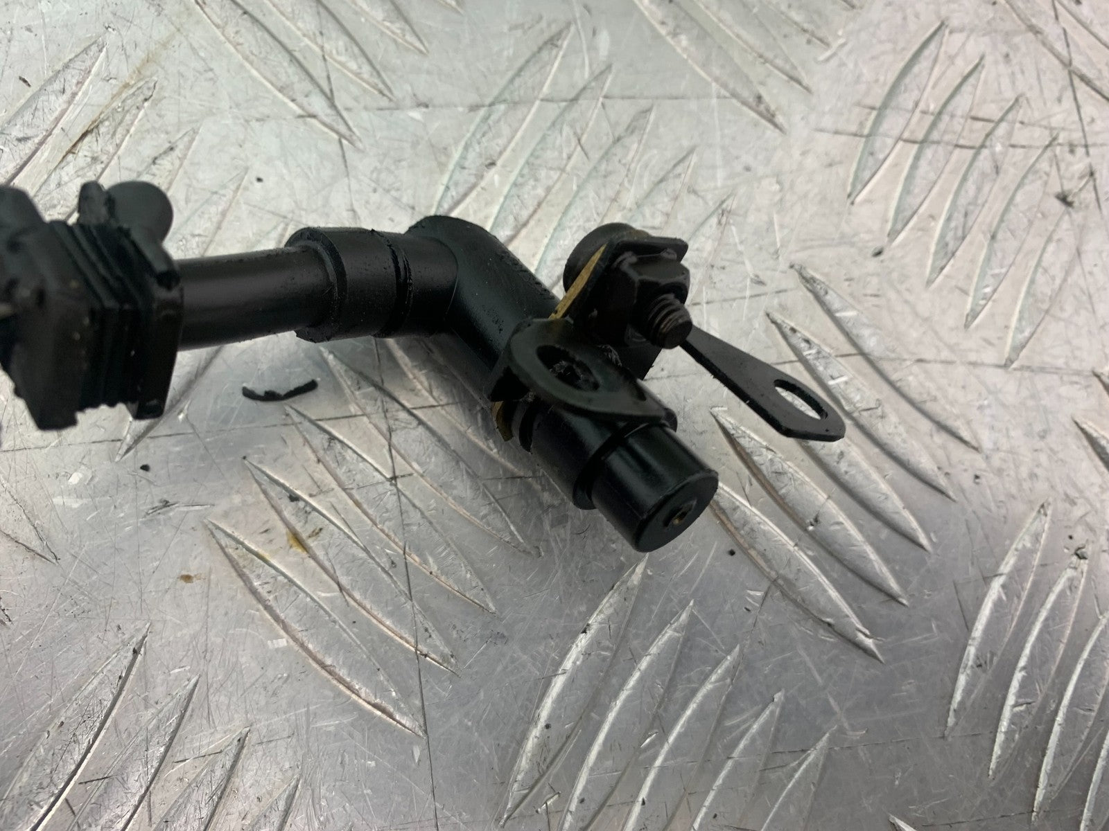 TRIUMPH 955i SPRINT ST IGNITION PICK UP YEAR 1999-2004
