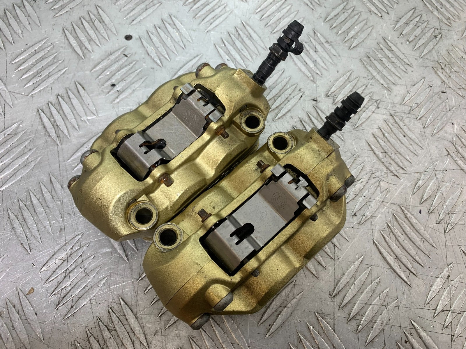 APRILIA TUONO 1000 V4R FRONT CALIPERS  YEAR 2011-13  (CMB1316)
