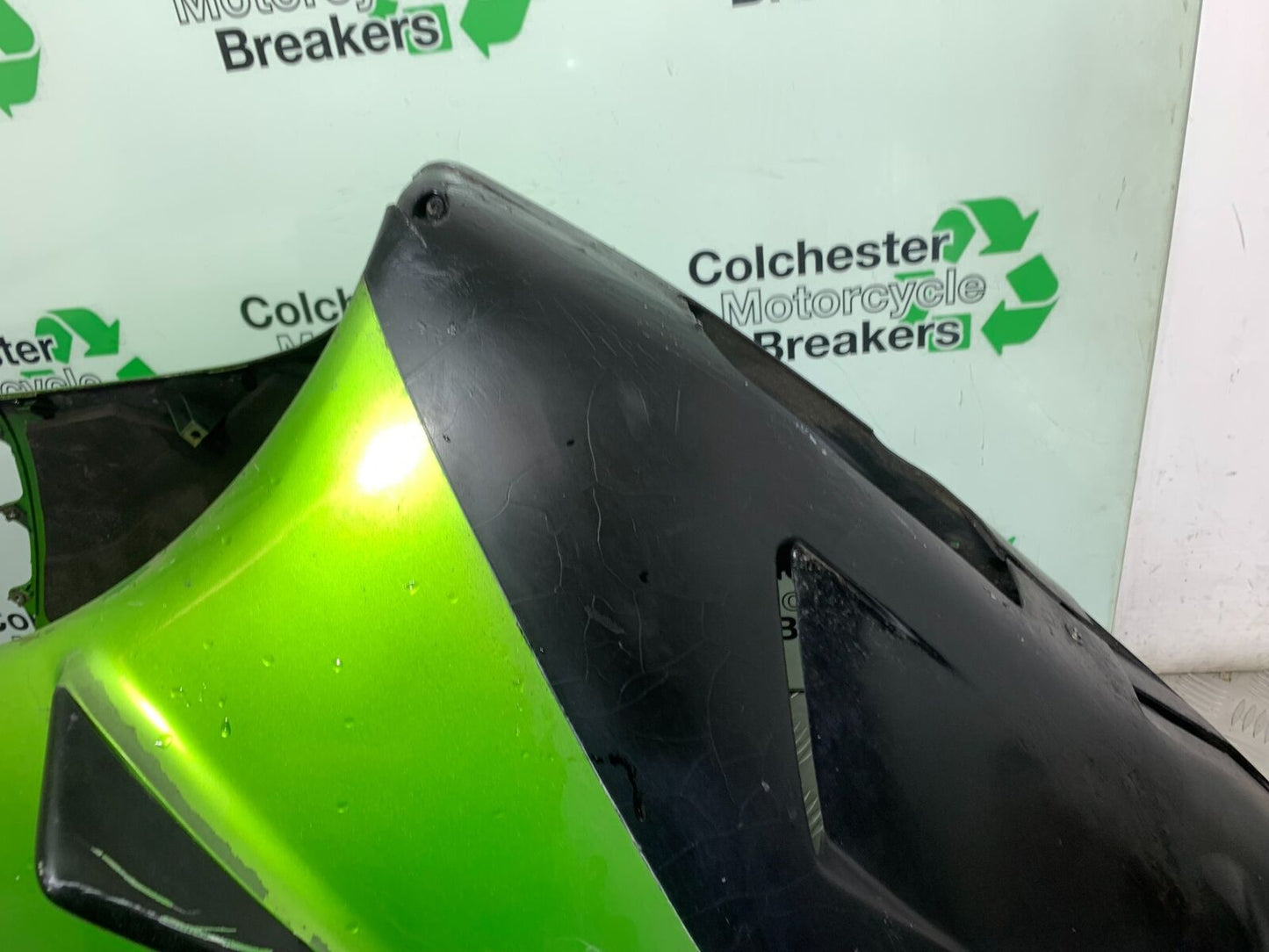 KAWASAKI ZX12R ZX12 R LEFT AND RIGHT FAIRING PANELS    YEAR 2000-01 (CMB1038)