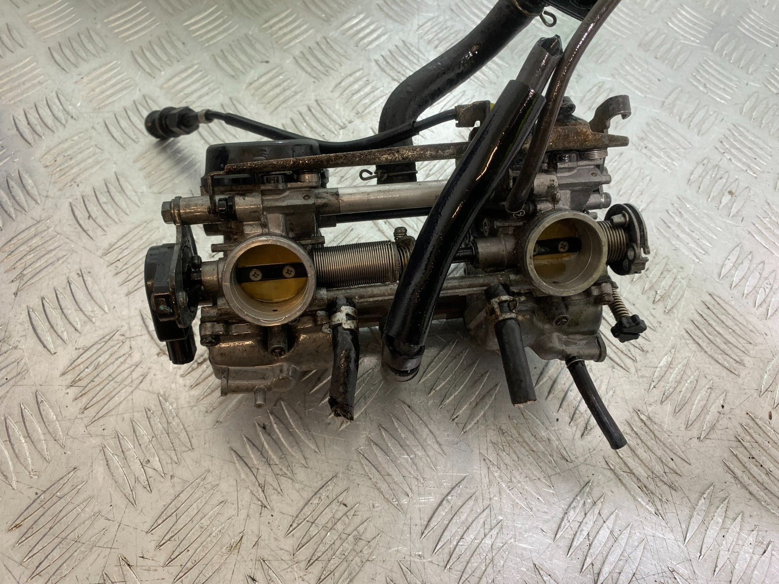 HONDA CBF500 CBF 500 CARBS   YEAR 2004-2008  (CMB1294)