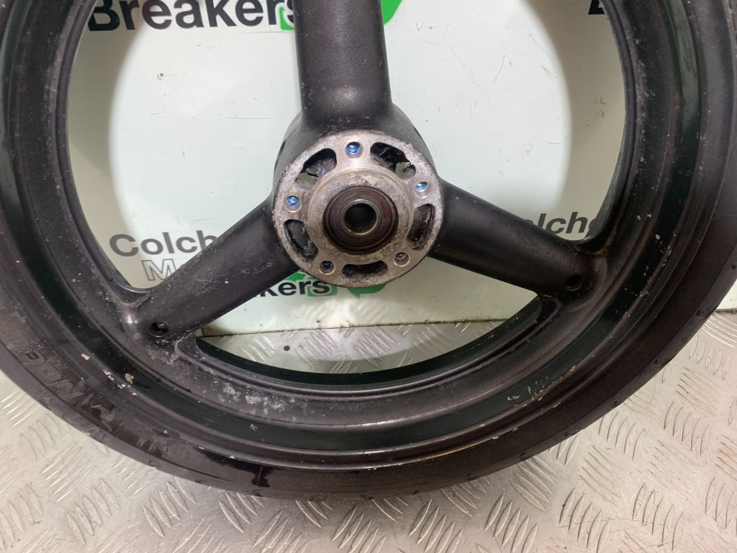 SUZUKI RF900 RF 900 FRONT WHEEL  YEAR 1994-1999 CMB1326