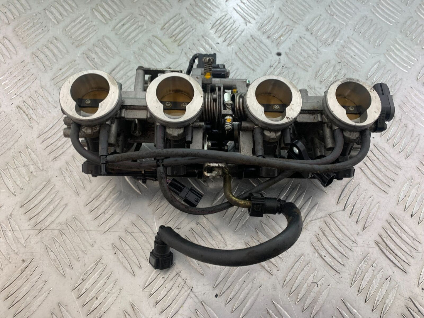 KAWASAKI Z750 Z 750 THROTTLE BODIES  YEAR 2004-2006  (CMB1104)