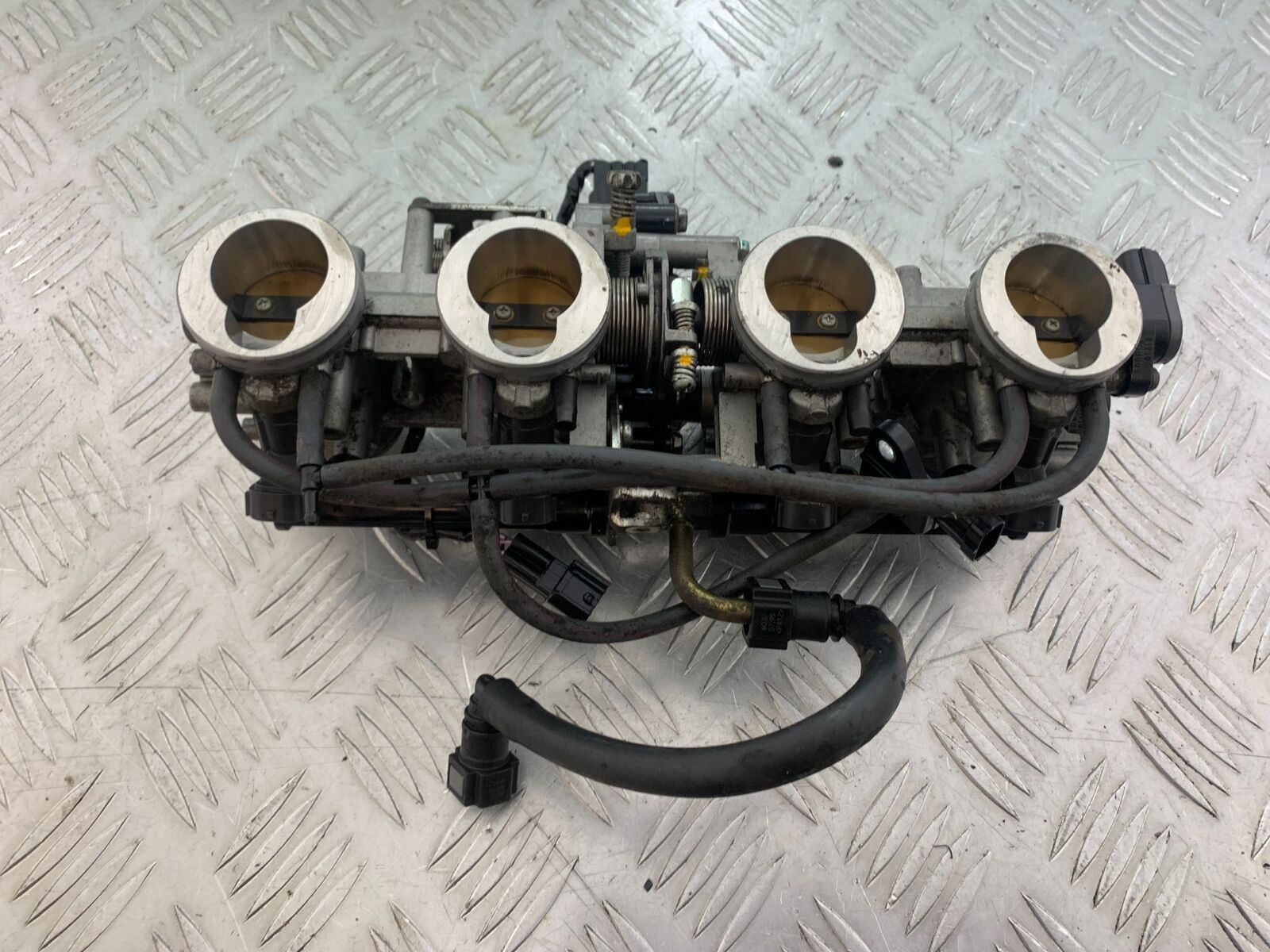 KAWASAKI Z750 Z 750 THROTTLE BODIES  YEAR 2004-2006  (CMB1104)