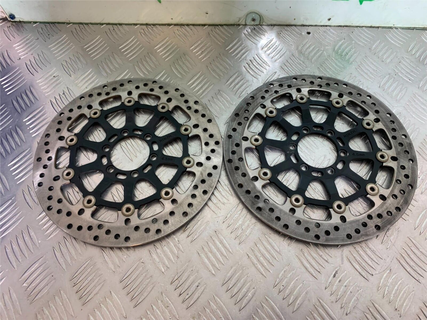 KTM 990 SUPERMOTO T FRONT BRAKE DISCS  YEAR 2010-2011  (CMB1067)