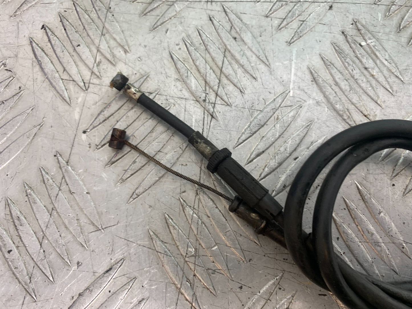 YAMAHA YZF1000 THUNDERACE EXHAUST SERVO CABLES   YEAR 1997-2000 (CMB1204)