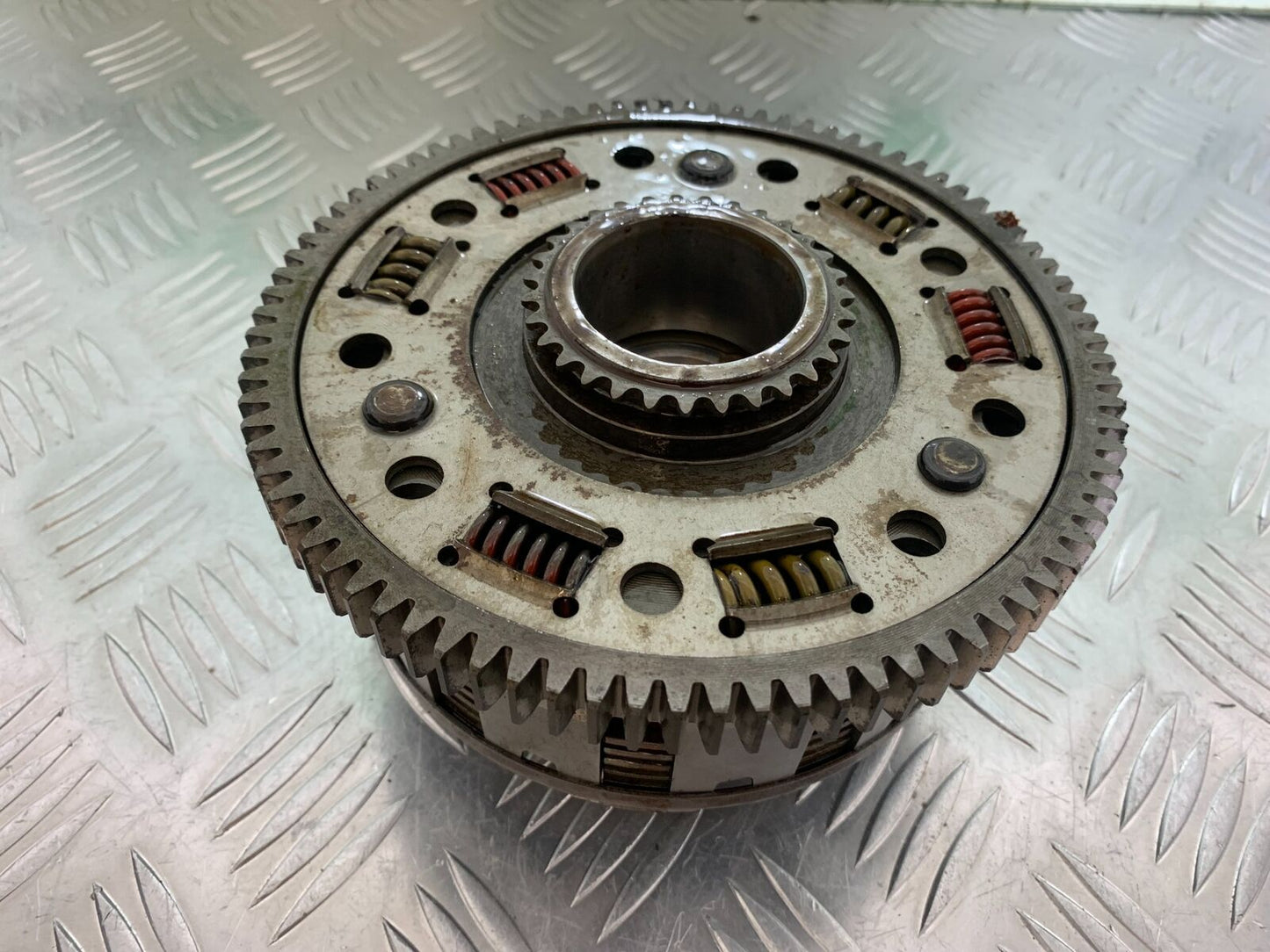YAMAHA FZ6 FAZER CLUTCH  YEAR 2004-2007 (STOCK 955)
