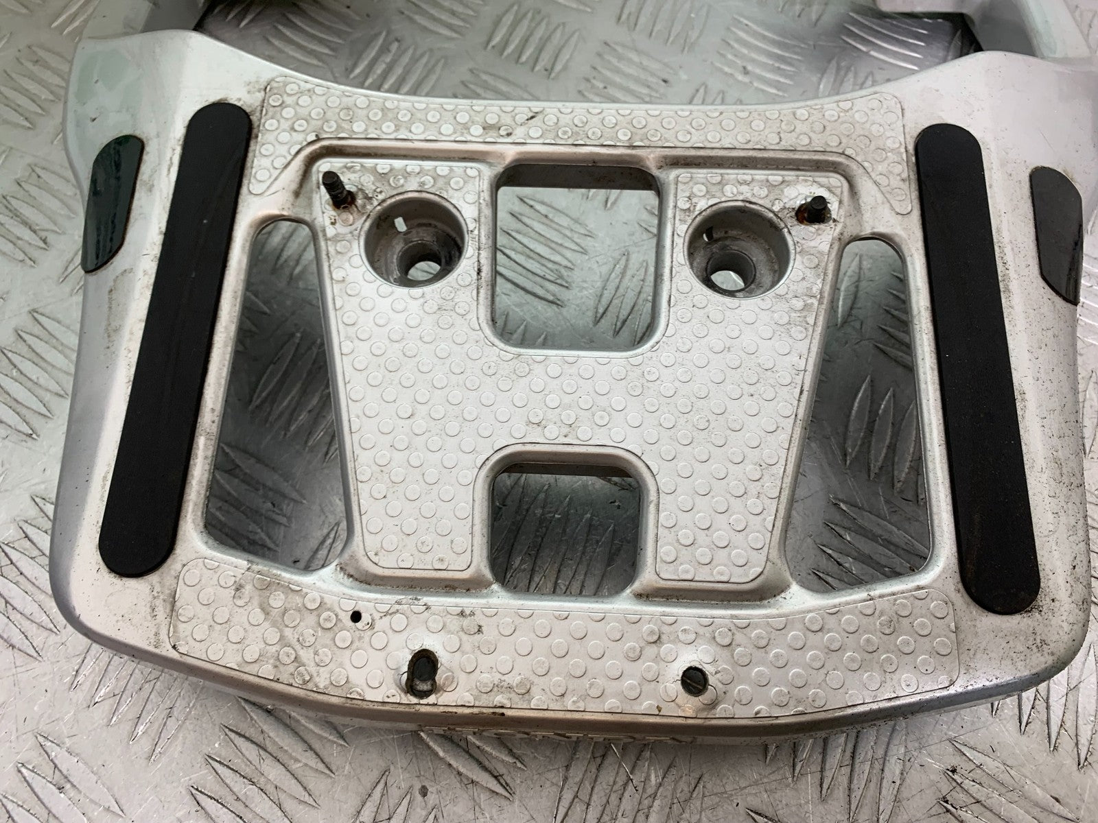 HONDA XL125 VARADERO RACK   YEAR 2001-2006  (CMB1304)