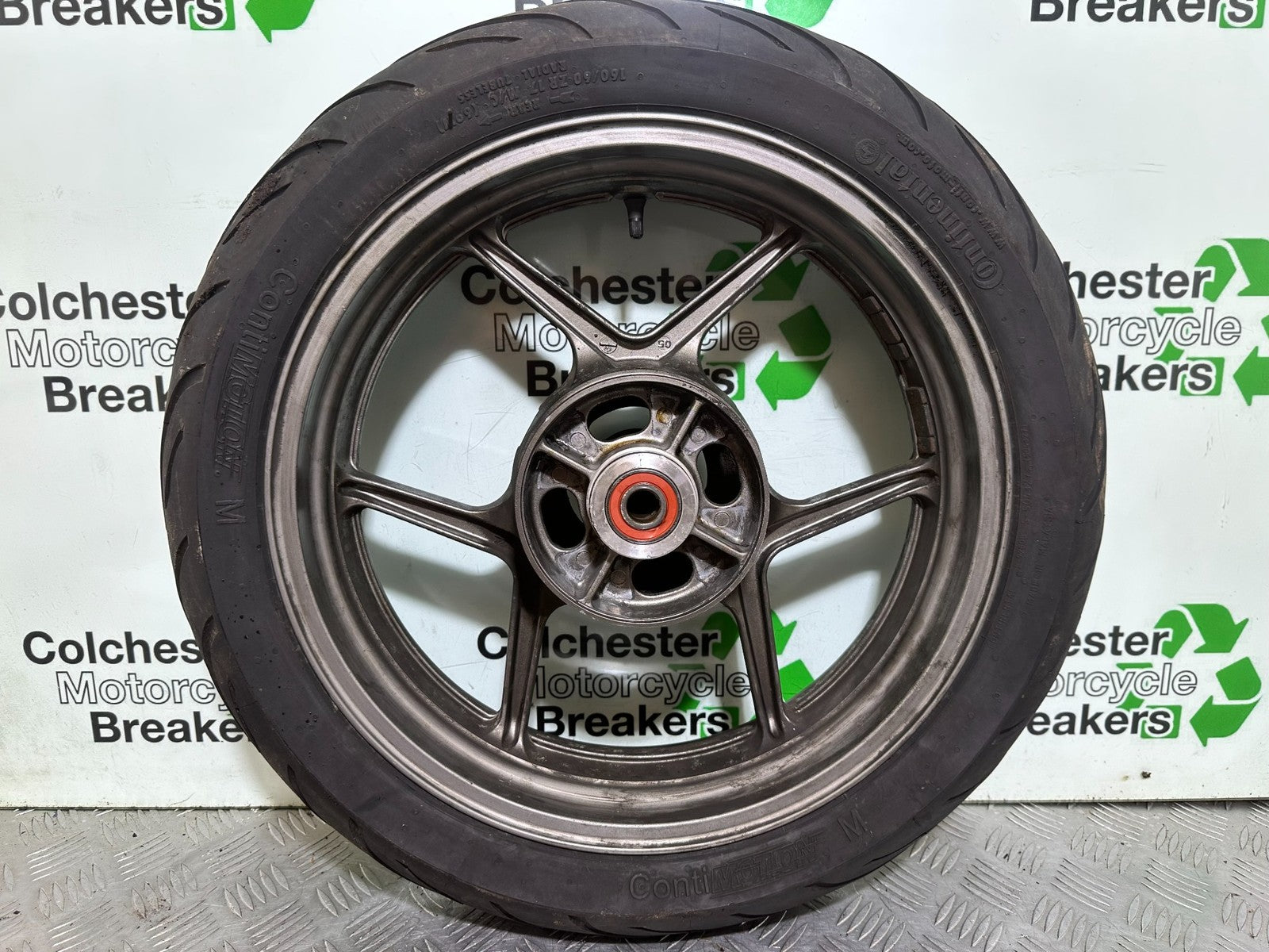 KAWASAKI ER6 F ER6F REAR WHEEL AND TYRE YEAR 2005-2008 (CMB1178)