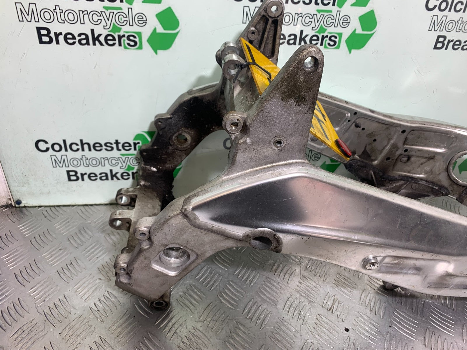 APRILIA RSV1000 RSV 1000 MILLE FRAME REG LOG BOOK  1998- 2003 (CMB1184)