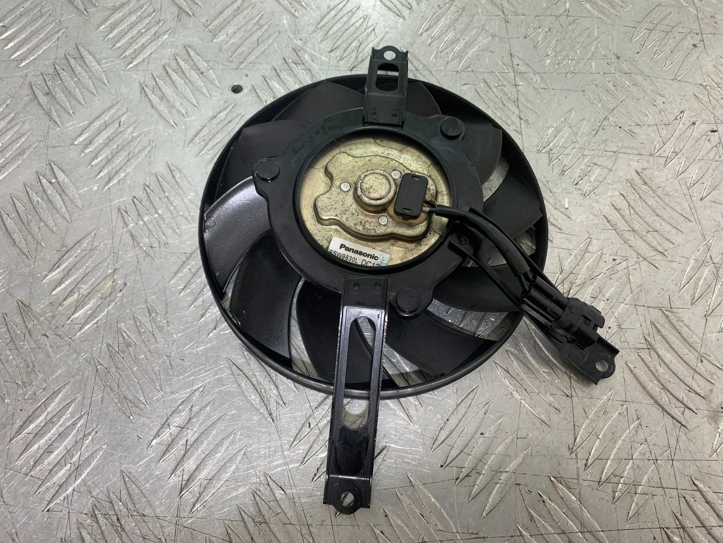 HONDA CBR1000 rr FIREBLADE RADIATOR FAN   2008-2011 (CMB1253)