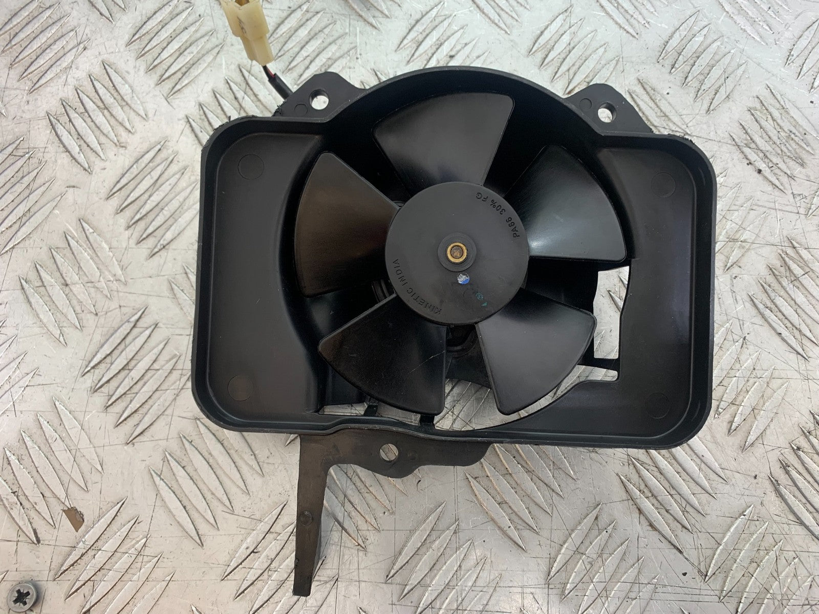 KTM RC125 RC 125 RADIATOR FAN   2014 2017 (CMB1199)