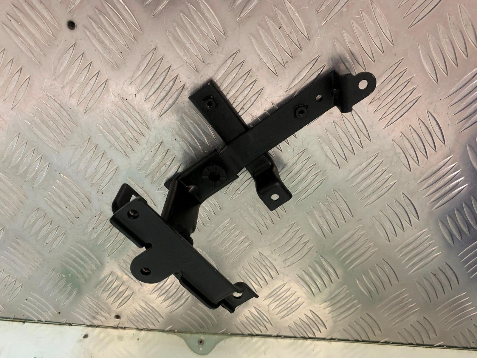 ROYAL ENFIELD 350 CLASSIC BATTERY BOX   YEAR 2022 (STOCK 967)