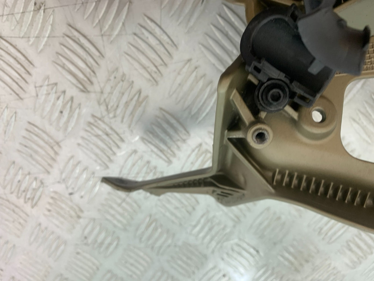 DUCATI 1299 PANIGALE FAIRING BRACKET  YEAR 2016 (CMB 1187)